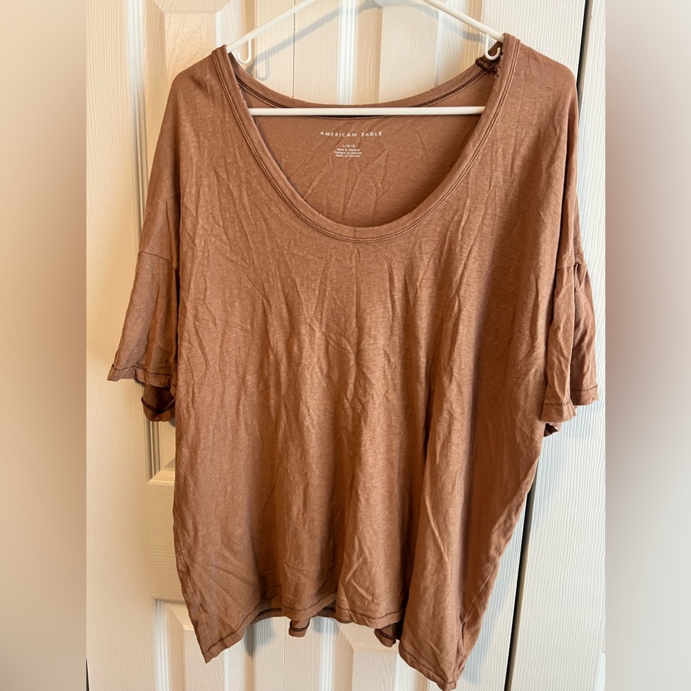 American Eagle casual t-shirt